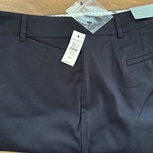 Talbots Perfect Crop NWT Black 10P